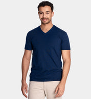 Signature T-Shirt mit V-Ausschnitt