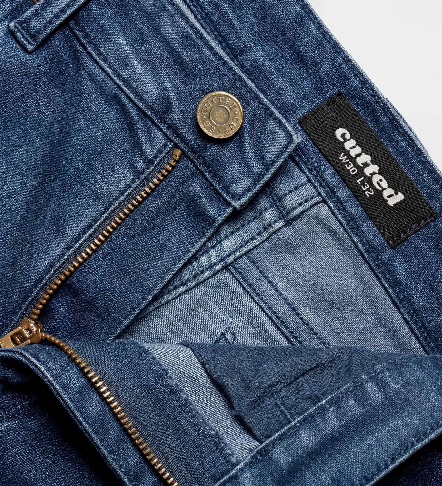 Signature Jeans