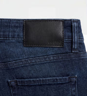 Signature Jeans